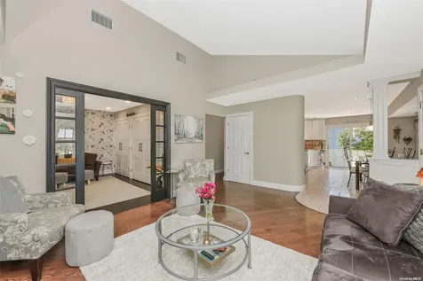 58 Seminole Street Selden NY 11784