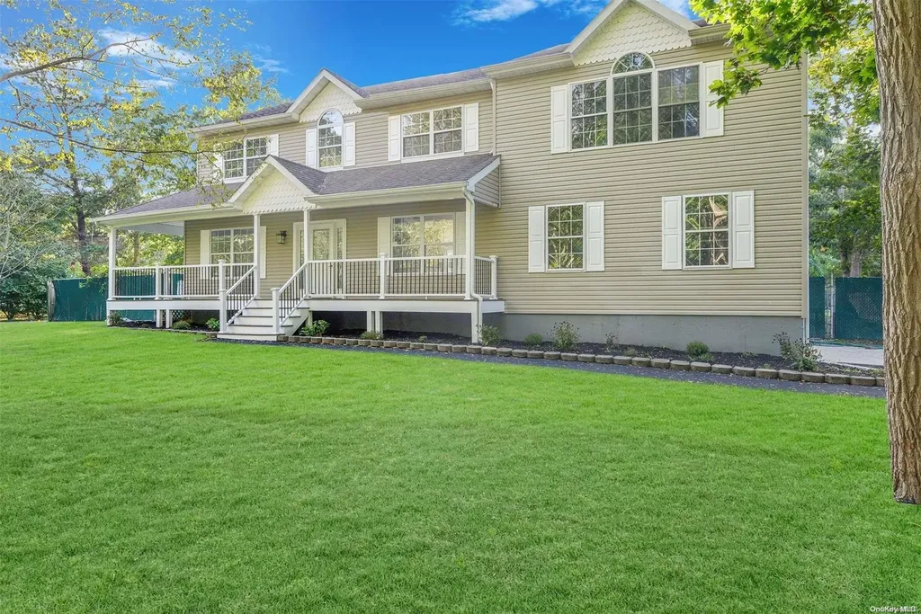 514 Weeks Avenue Manorville NY 11949