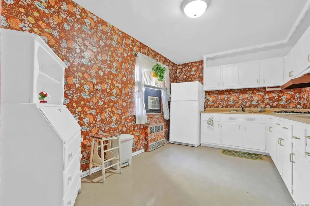 138-25 31 Drive Flushing NY 11354