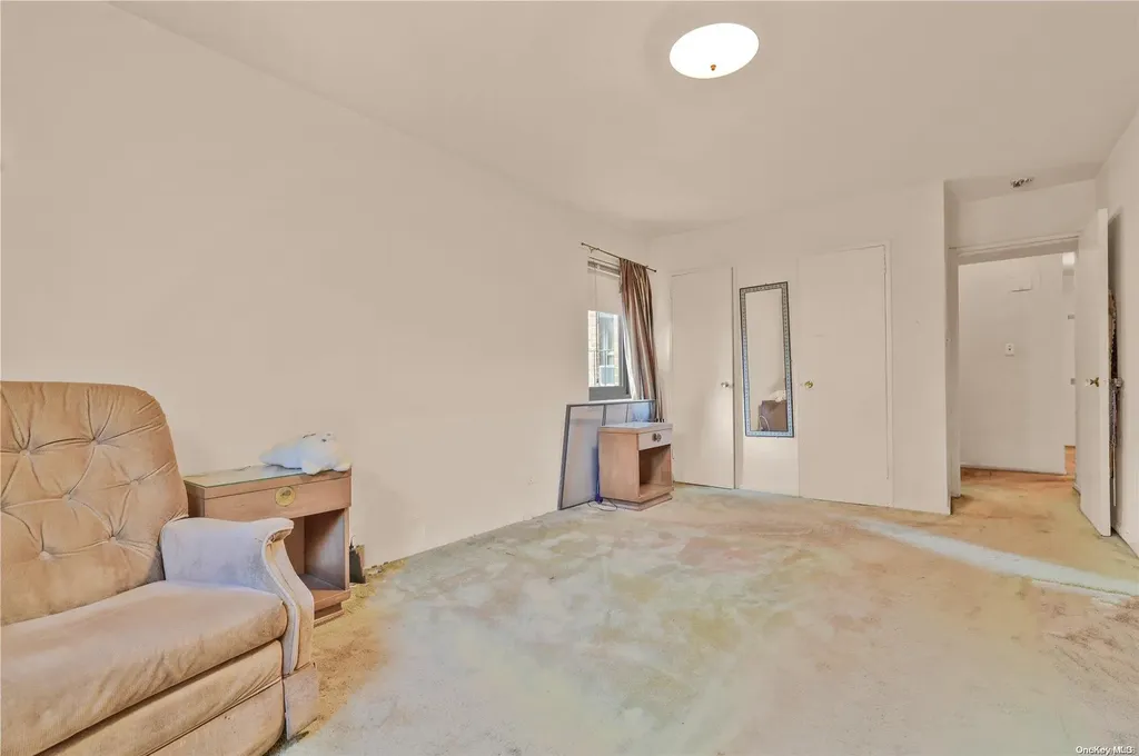 138-25 31 Drive Flushing NY 11354