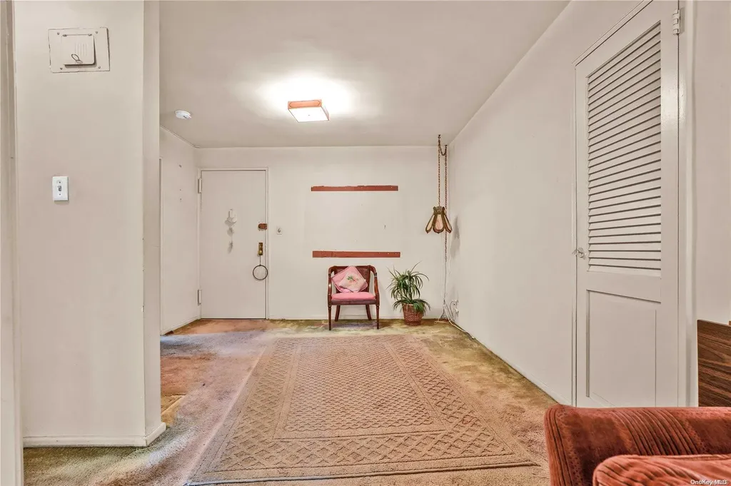 138-25 31 Drive Flushing NY 11354