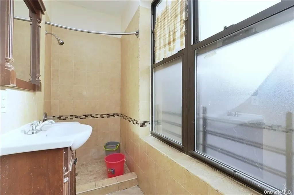 587 Van Siclen Avenue Brooklyn NY 11207