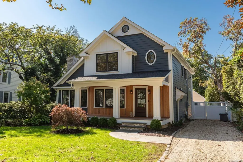 40 West Lane Bay Shore NY 11706