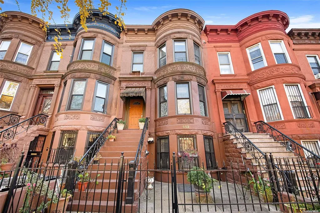 552 48th Street Brooklyn NY 11220