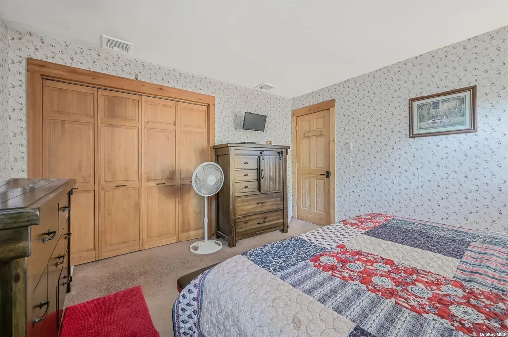 65 Propose Road Shirley NY 11967