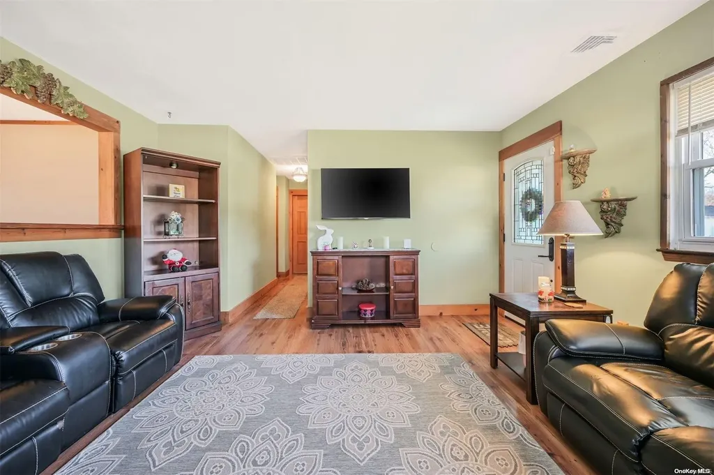 65 Propose Road Shirley NY 11967