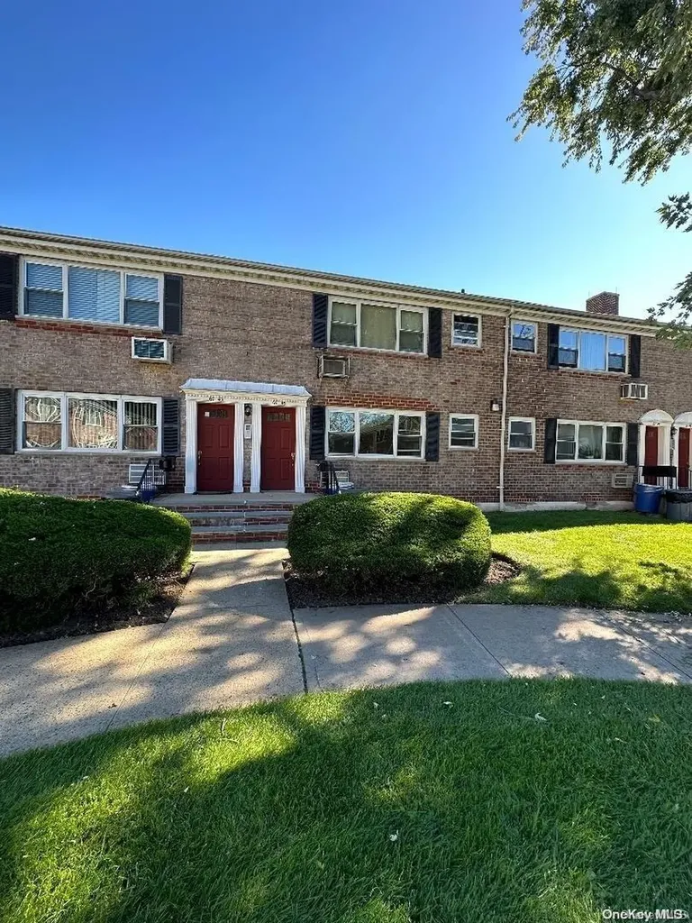 67-45 152nd Street Flushing NY 11367