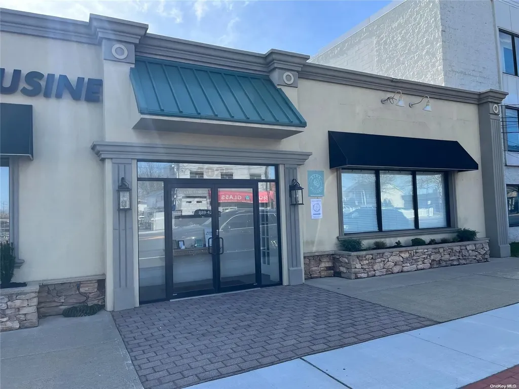 4025 Austin Boulevard Island Park NY 11558