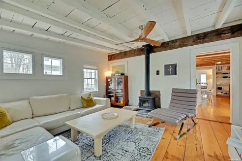 529 2nd Street Greenport NY 11944