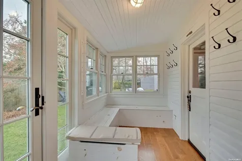 529 2nd Street Greenport NY 11944