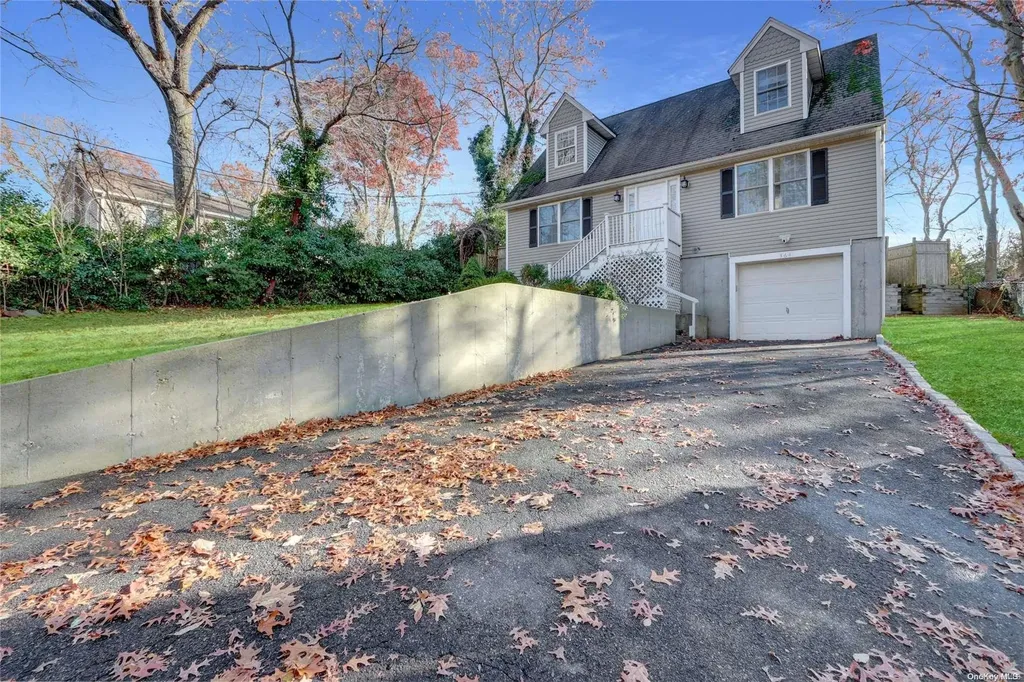 364 Echo Avenue Sound Beach NY 11789