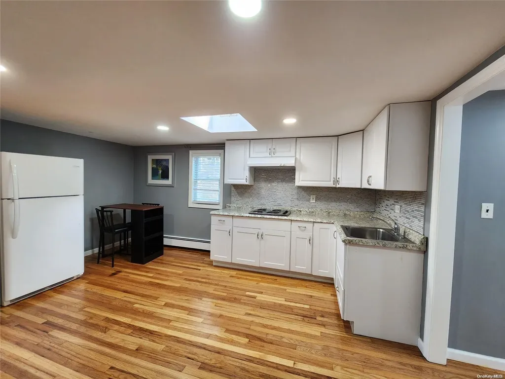 24 Waterside Road Northport NY 11768