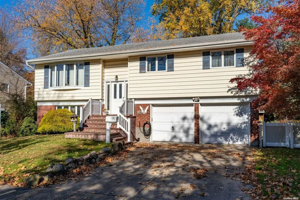 11 Wicks Drive Commack NY 11725