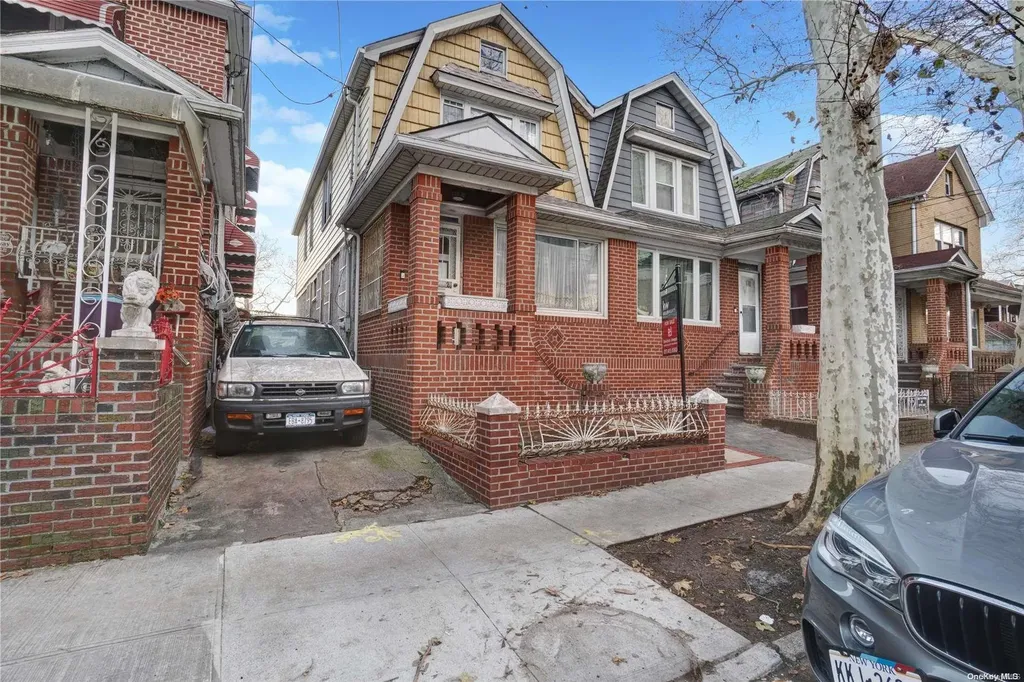 83 E 37th Street Brooklyn NY 11203