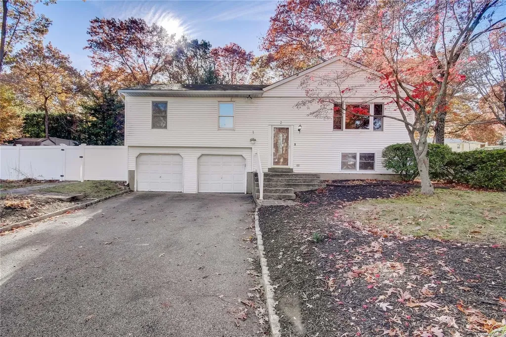 2 Sandy Hollow Drive Smithtown NY 11787