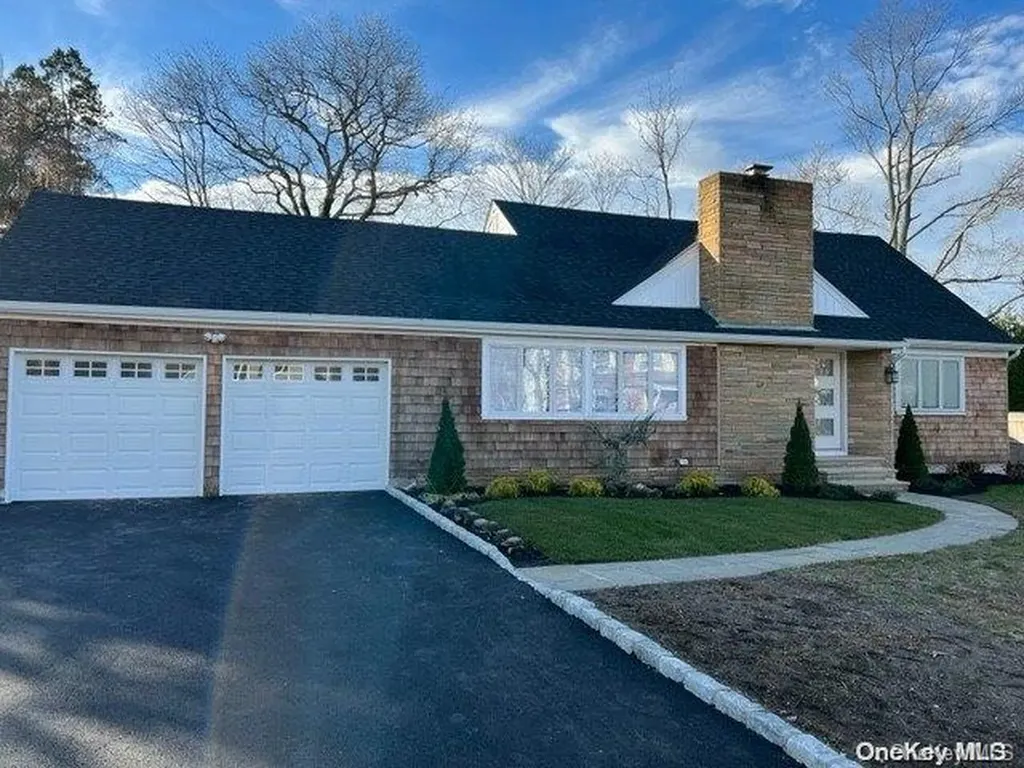 10 Harbor Avenue Islip NY 11751