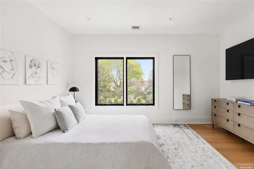 38 Sherrill East Hampton NY 11937