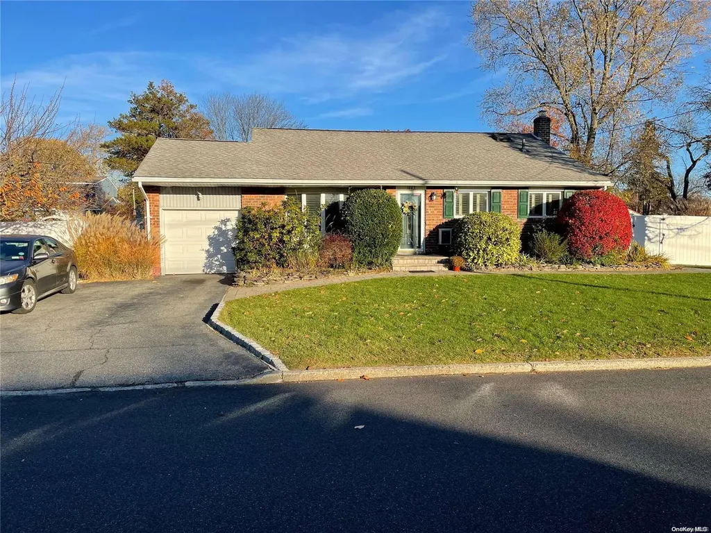 1443 Baldwin Boulevard Bay Shore NY 11706