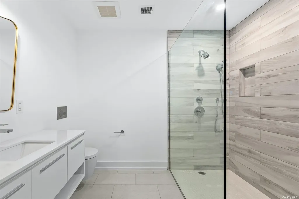 81 Skimhampton East Hampton NY 11937