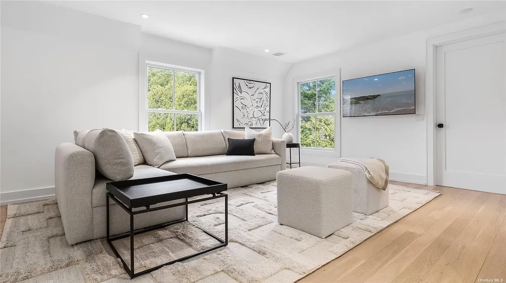 81 Skimhampton East Hampton NY 11937