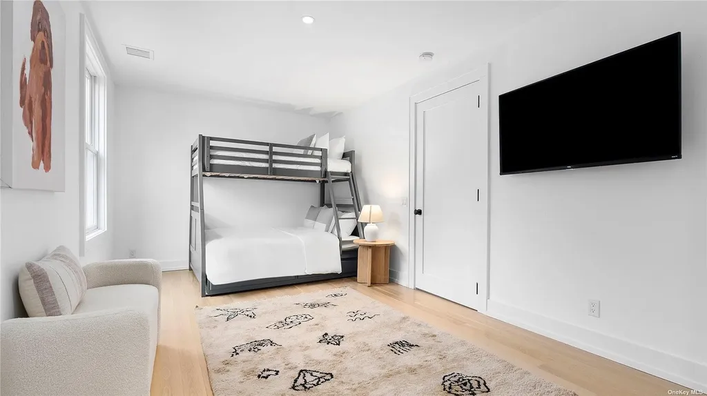 81 Skimhampton East Hampton NY 11937