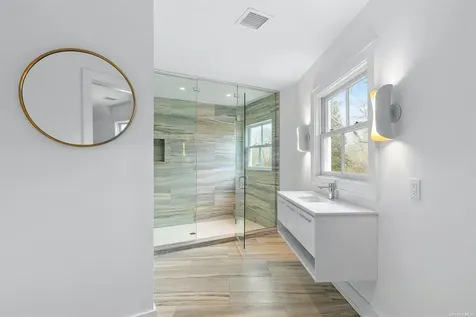81 Skimhampton East Hampton NY 11937