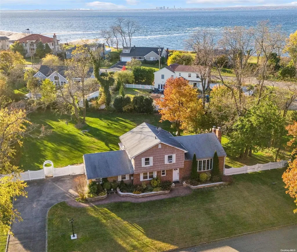 5 Shell Drive Glen Cove NY 11542