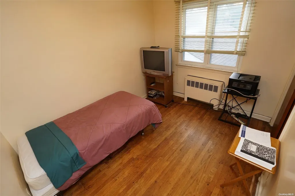 3959 Murdock Avenue Bronx NY 10466