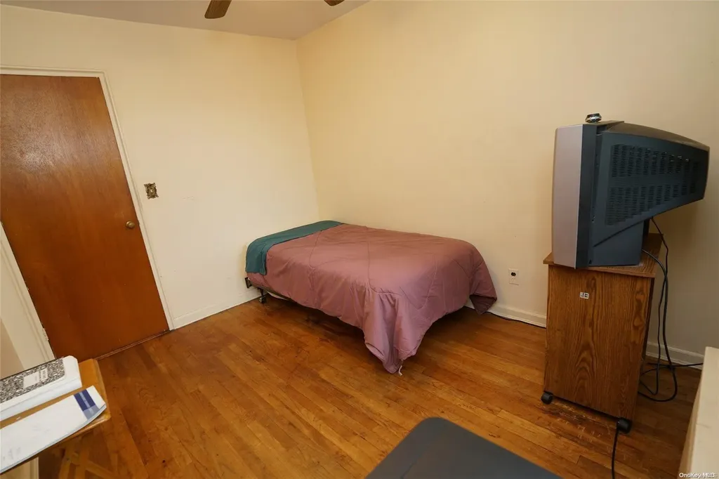 3959 Murdock Avenue Bronx NY 10466