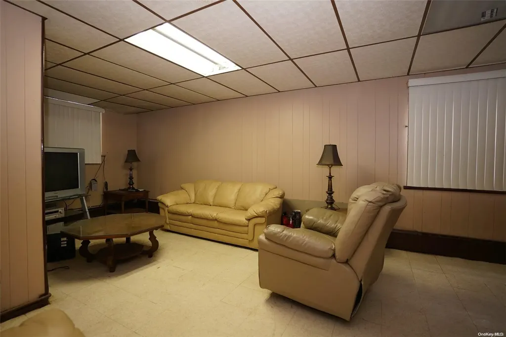 3959 Murdock Avenue Bronx NY 10466