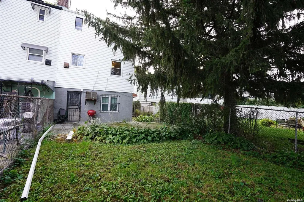 3959 Murdock Avenue Bronx NY 10466
