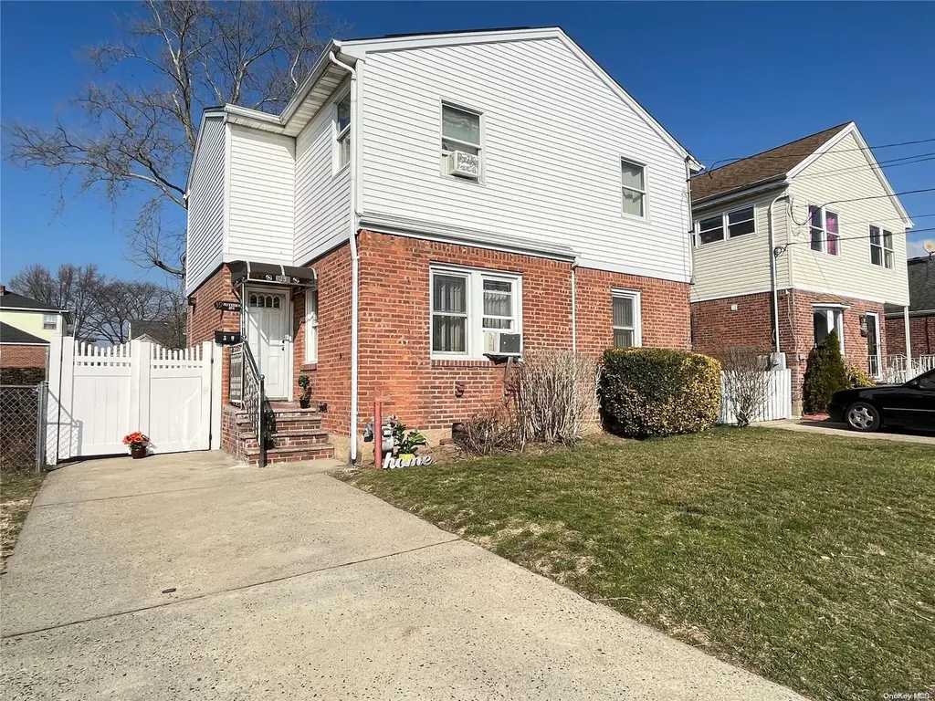39 Jefferson Avenue Valley Stream NY 11580