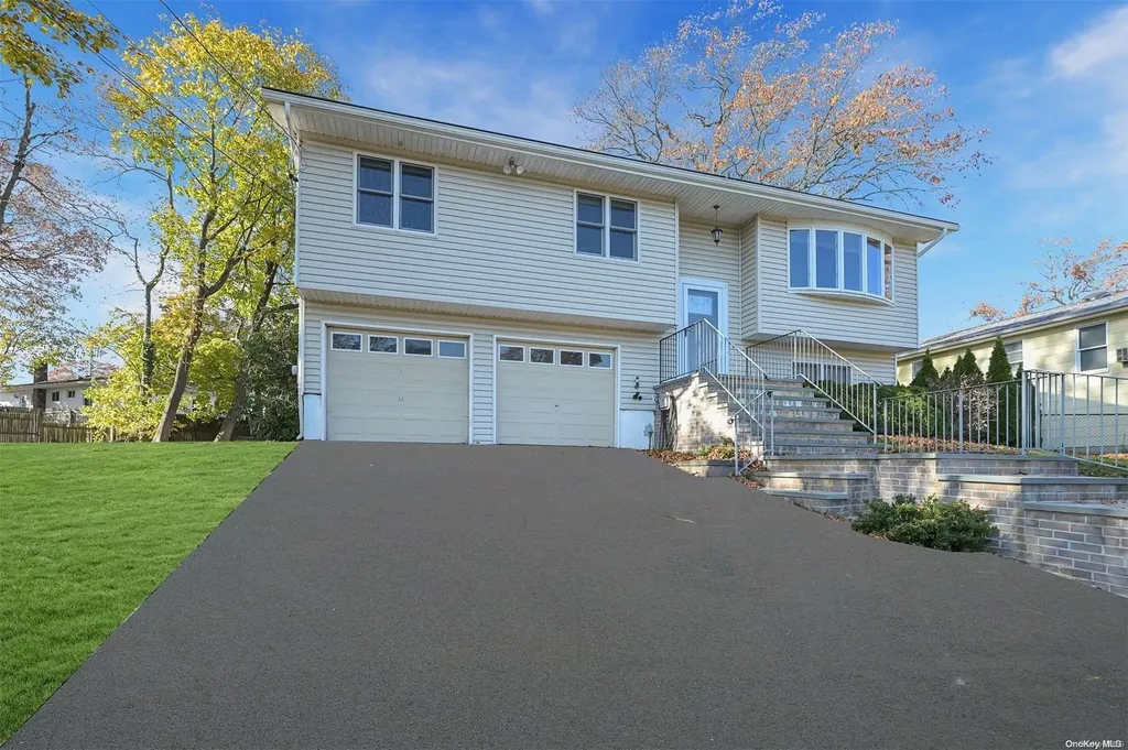 96 Locust Boulevard Ronkonkoma NY 11779