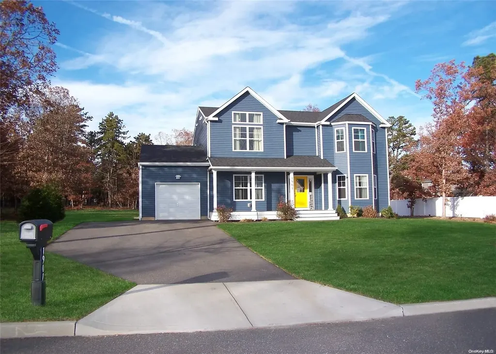 1901 Fire Avenue Medford NY 11763