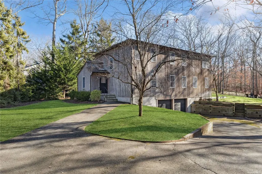 1825 Brigantine Drive Southold NY 11971