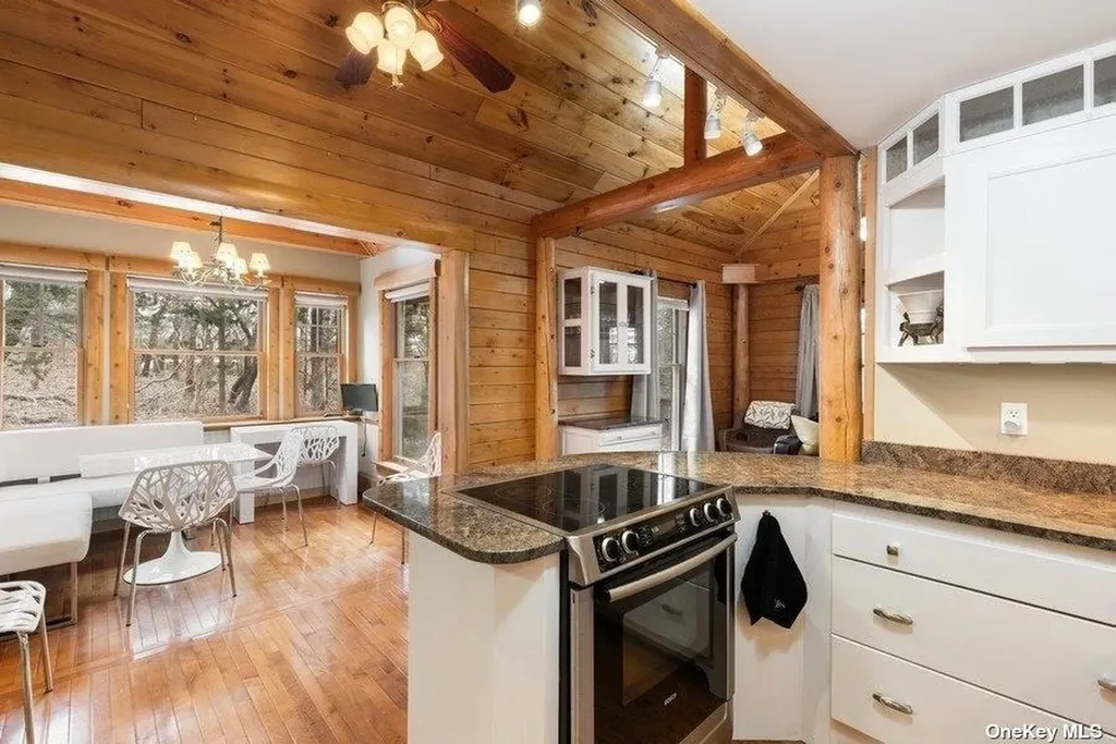 380 Private Road Southold NY 11971