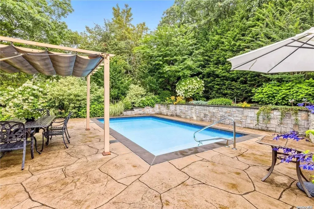 380 Private Road Southold NY 11971