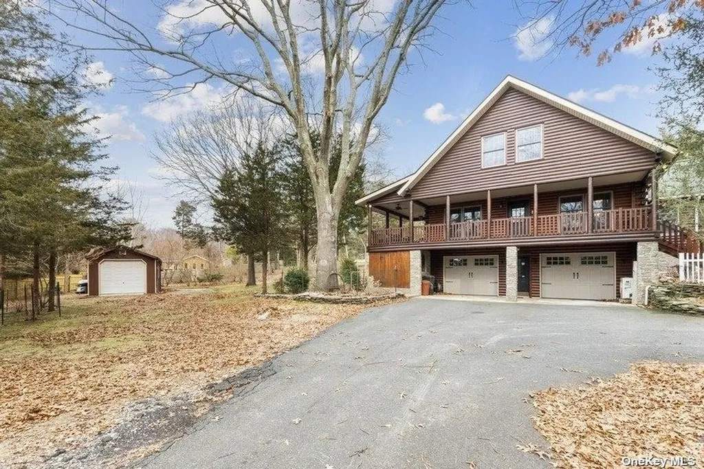 380 Private Road Southold NY 11971