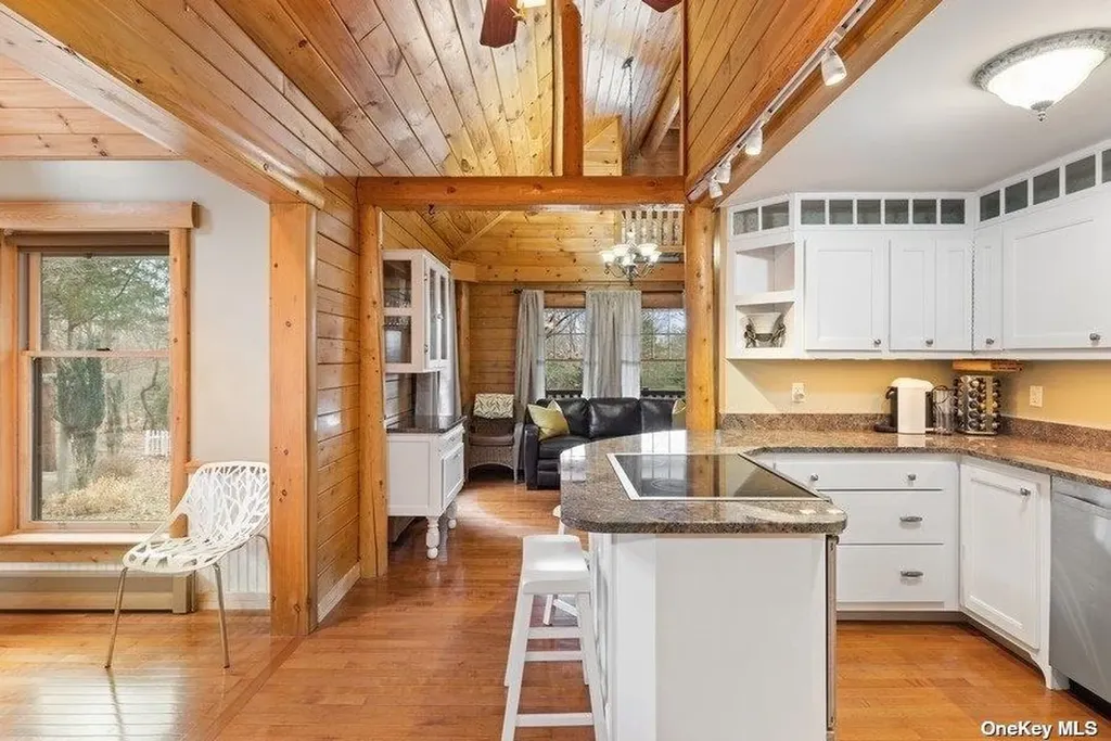 380 Private Road Southold NY 11971