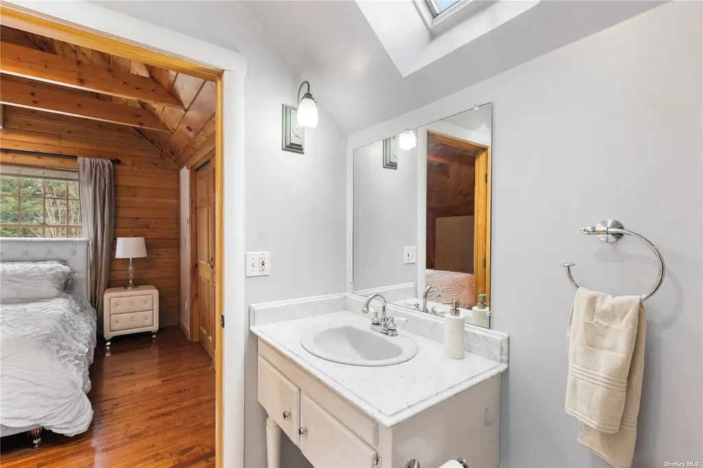 380 Private Road Southold NY 11971