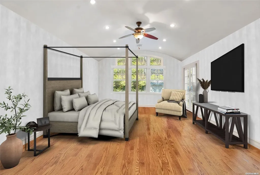 11 Nassau Drive Great Neck NY 11021