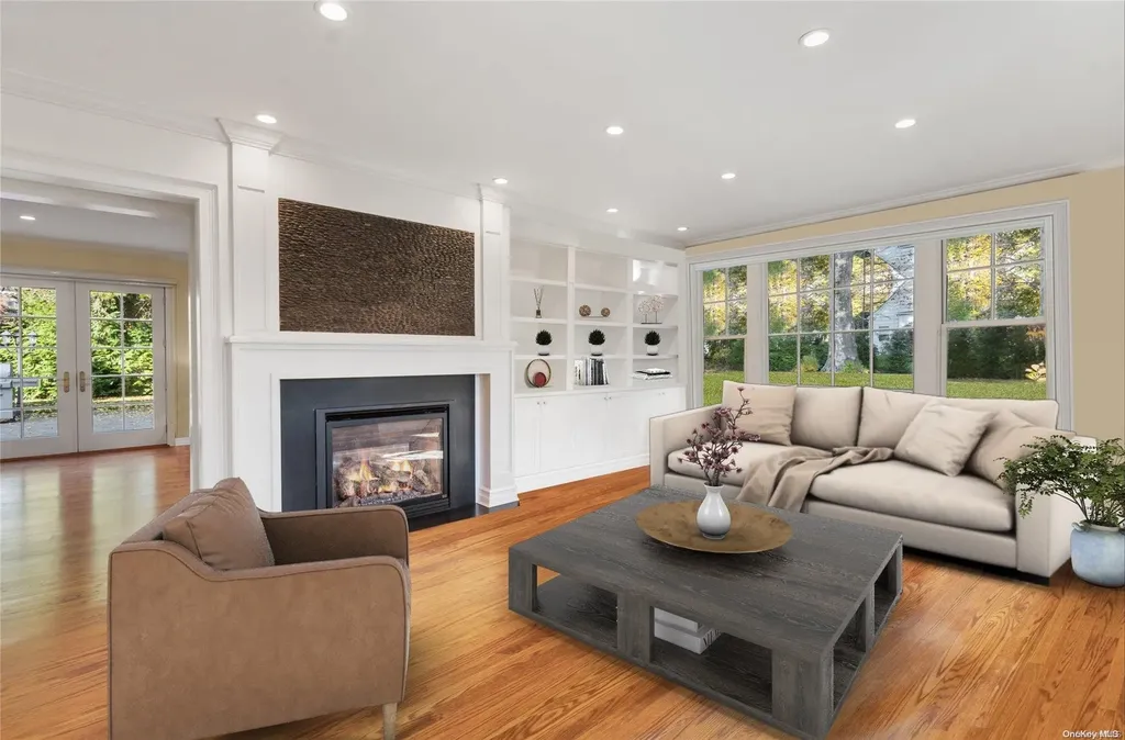 11 Nassau Drive Great Neck NY 11021