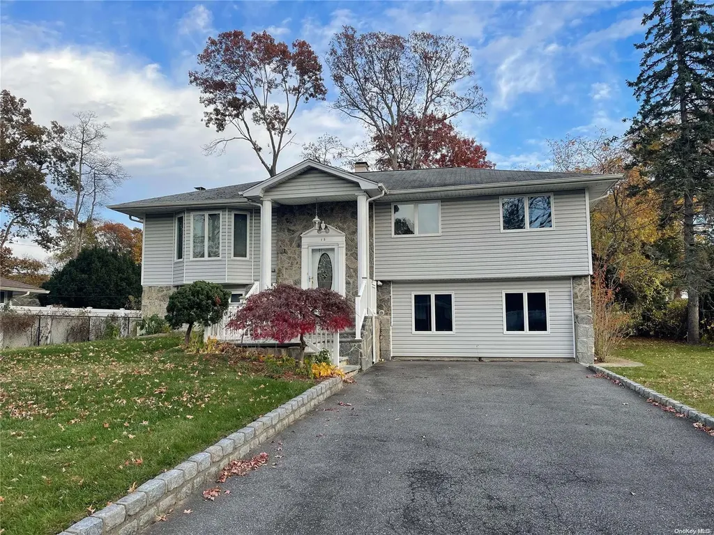 15 Partridge Drive Commack NY 11725