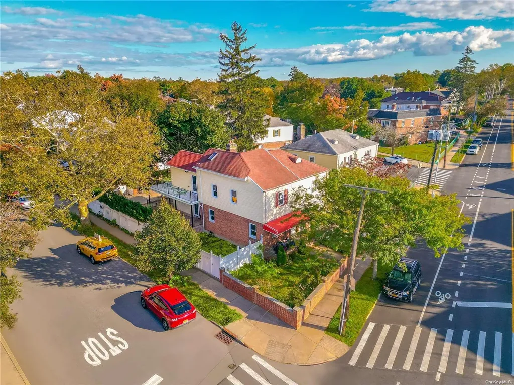 87-01 Commonwealth Boulevard Bellerose NY 11426