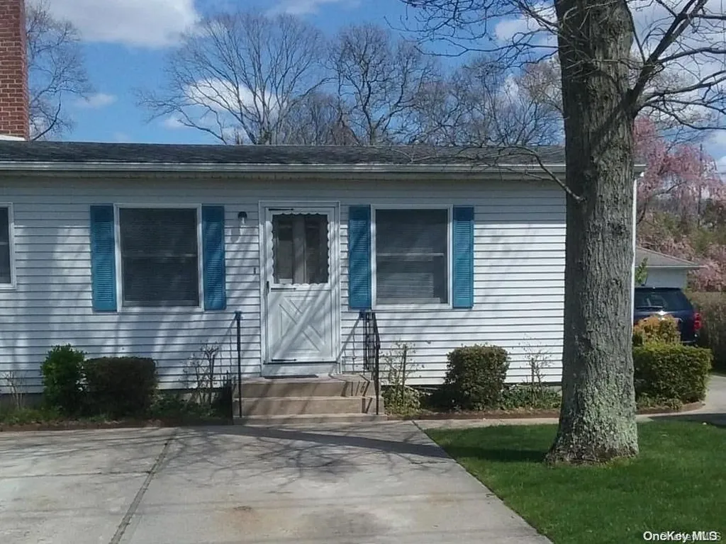 1331 Manor Lane Bay Shore NY 11706