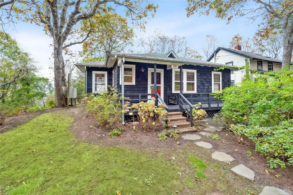 400 Diamond Lane Peconic NY 11958