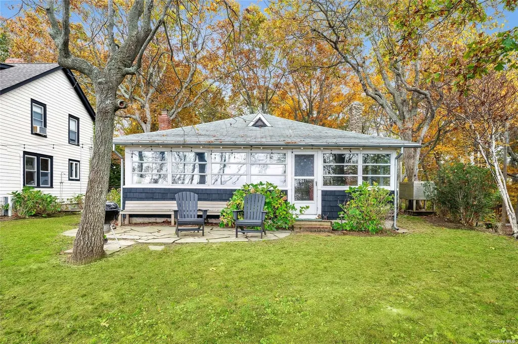 400 Diamond Lane Peconic NY 11958