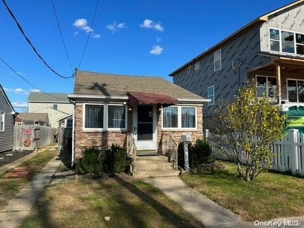 30 North Boulevard East Rockaway NY 11518