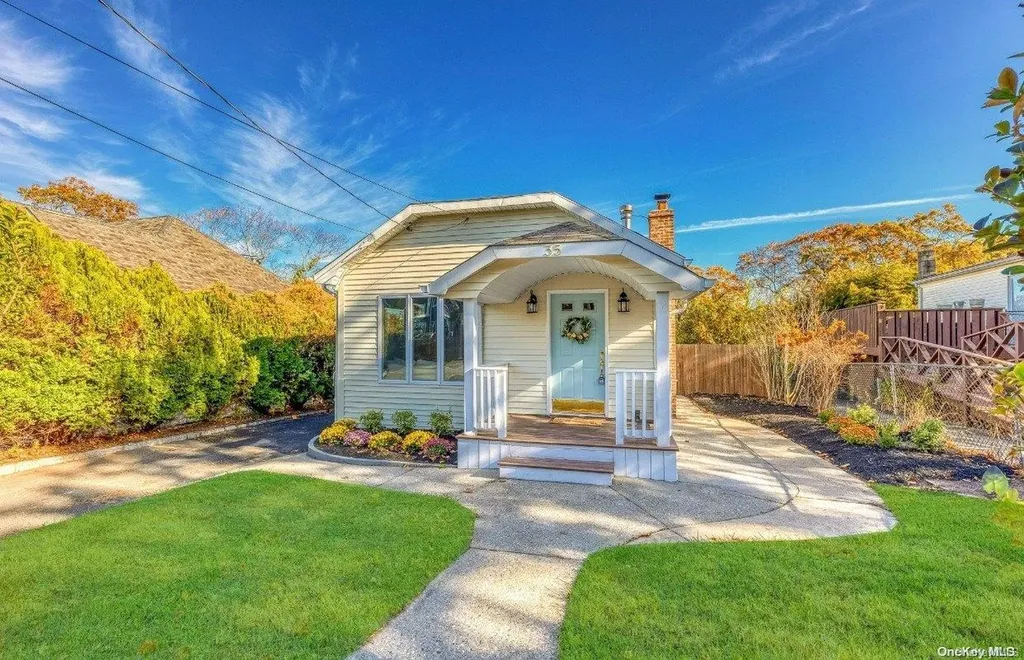 35 Somerset Road Rocky Point NY 11778