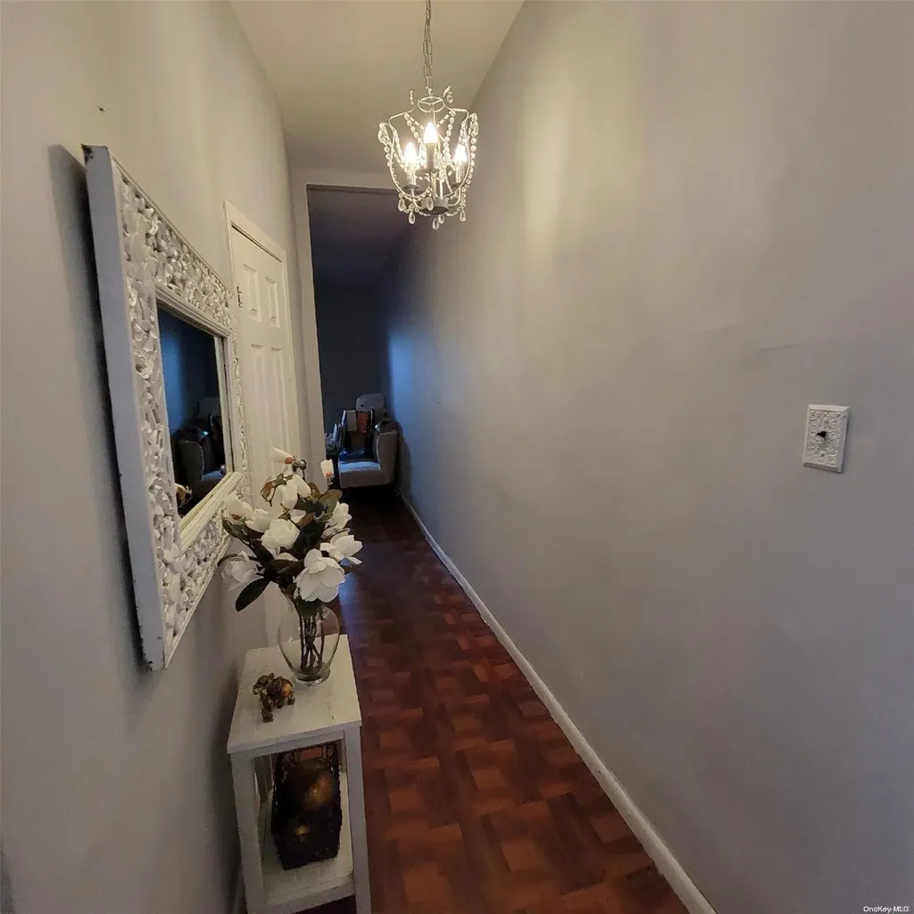 60-23 54th Place Maspeth NY 11378